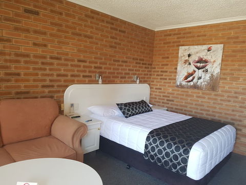 Cousins Motor Inn - Accommodation Port Macquarie 3