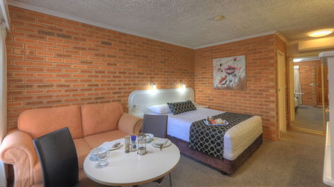 Cousins Motor Inn - Accommodation Port Macquarie 6