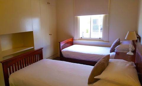 The Victoria - Accommodation Port Macquarie 3