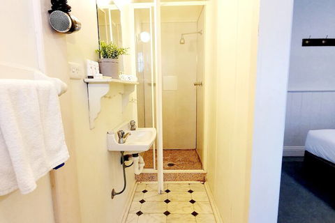 Point Lonsdale Guest House - Accommodation Port Macquarie 6