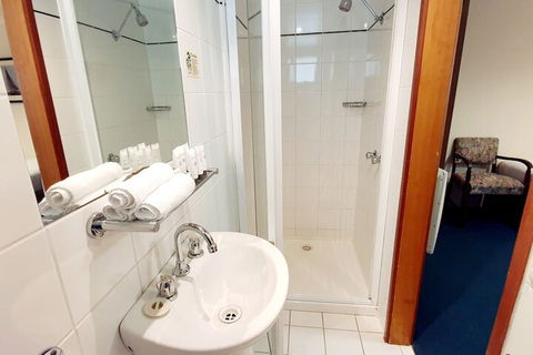 Point Lonsdale Guest House - Accommodation Port Macquarie 5