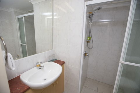 Springwood Tower Apartment Hotel - Accommodation Port Macquarie 3