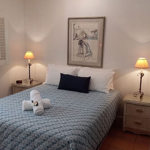 The York Beachfront Holiday Apartments - Accommodation Port Macquarie 4