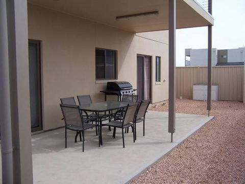 Relax On Par - Accommodation Port Macquarie 4