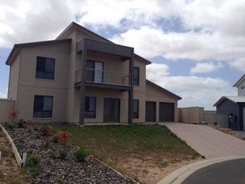 Relax On Par - Accommodation Port Macquarie 3