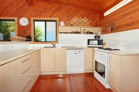 38 Pacific Terrace Coolum Beach Linen Supplied - Accommodation Port Macquarie 2