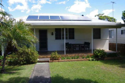 Fleur Cottage 7 Willow Street - Accommodation Port Macquarie 4