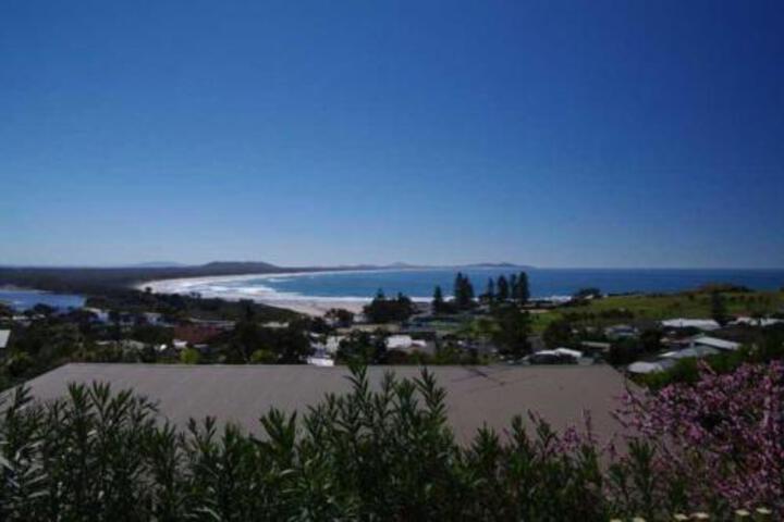 Gladstone NSW Accommodation Port Macquarie