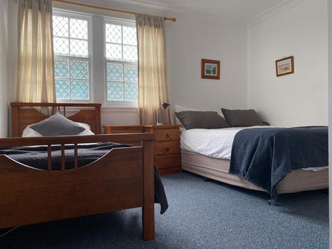 Allamanda House 3 Willow Street - Accommodation Port Macquarie 6