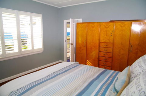Awesome View 4 View Street - Accommodation Port Macquarie 1