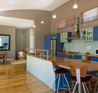 Chriscross Retreat 9 Cross Street - Accommodation Port Macquarie
