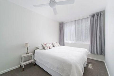 Flynns Beach Apartments 4 41 Pacific Drive - Accommodation Port Macquarie 0