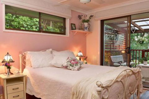 Manitzky Magic Home With Heart - Accommodation Port Macquarie 0