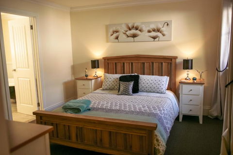 Quiet Escapes Cottages - Accommodation Port Macquarie 3