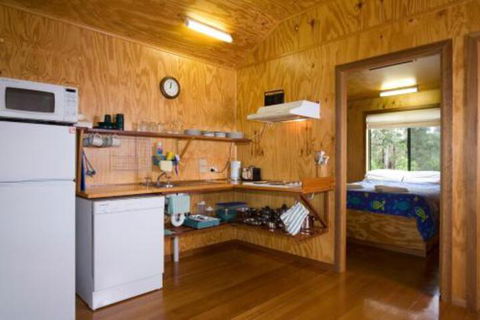 Brodribb River Rainforest Cabins Cabin 2 - Accommodation Port Macquarie 4