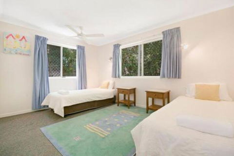 Sunshine Cove Across The Road From The Beach - Accommodation Port Macquarie 5