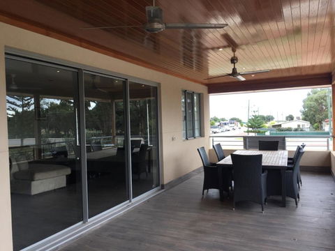Blue Sky Apartment - Accommodation Port Macquarie 1