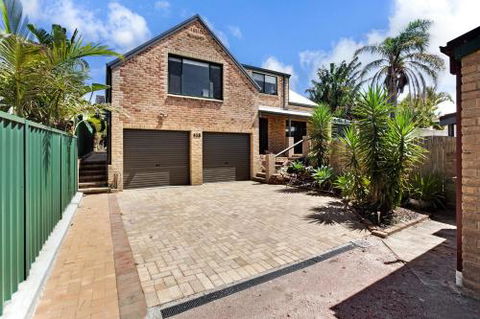 Salt Wood Cabin Style Retreat - Accommodation Port Macquarie 1