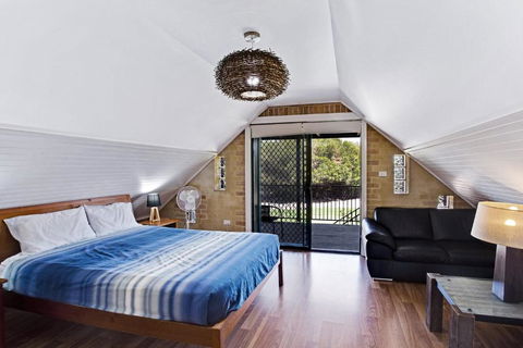 Salt Wood Cabin Style Retreat - Accommodation Port Macquarie 6