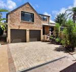 Salt Wood Cabin style retreat - Accommodation Port Macquarie