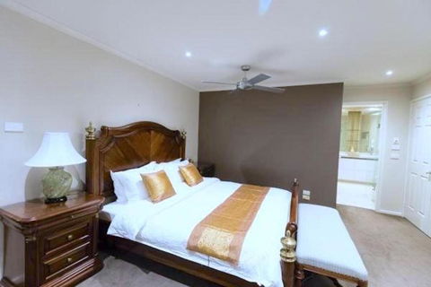 Pride Leisure Tudor House - Accommodation Port Macquarie 4