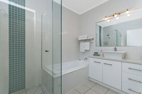 Rockpool - Accommodation Port Macquarie 6