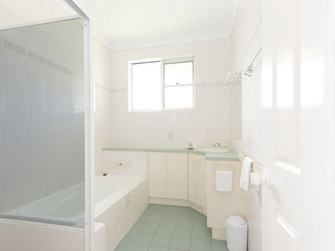 21 Melaleuca Drive - Accommodation Port Macquarie 1