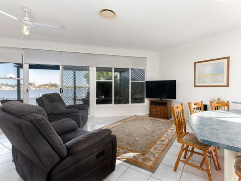 21 Melaleuca Drive - Accommodation Port Macquarie 2