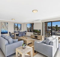 McGirr Penthouse Apartment - Accommodation Port Macquarie