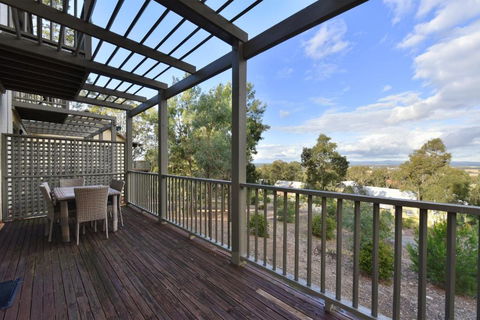 Villa 2br Grange Resort Condo Located Within Cypress Lakes Resort (nothing Is More Central) - Accommodation Port Macquarie 2