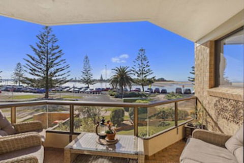 Sundowner Apartment 2 - Accommodation Port Macquarie 0