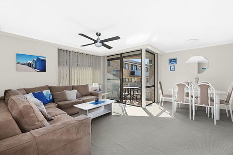 Golden Sands Apartment 10 - Accommodation Port Macquarie 3