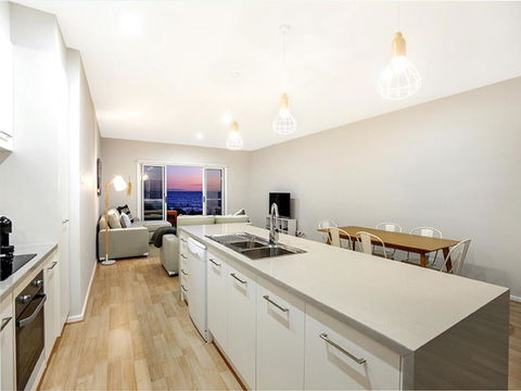 High Tide Wallaroo Beachfront Property Pet Friendly - Accommodation Port Macquarie 1
