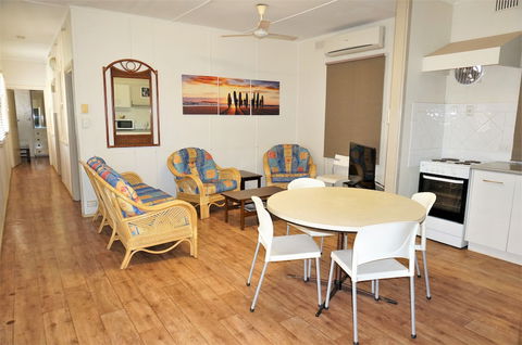 Getaway Villas Unit 3 - Accommodation Port Macquarie 5