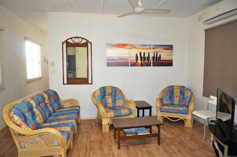 Getaway Villas Unit 3 - Accommodation Port Macquarie 6