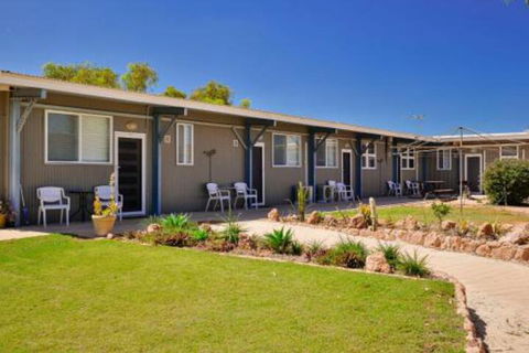 Getaway Villas Unit 38 4 1 Bedroom Self Contained Accommodation - Accommodation Port Macquarie 0