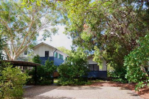 91 Tramican Aquamarine - Accommodation Port Macquarie 0