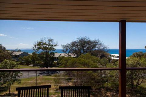 1 / 20 Cumming Parade - Accommodation Port Macquarie 2