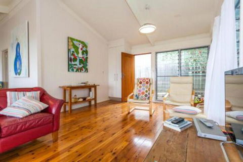 1 / 20 Cumming Parade - Accommodation Port Macquarie 4