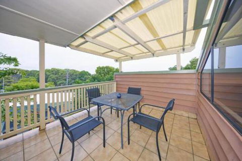 Straddie House - Accommodation Port Macquarie 3