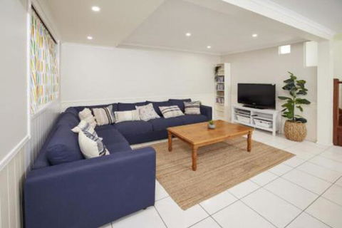 Straddie House - Accommodation Port Macquarie 7