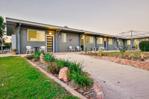 Getaway Villas Unit 38 12 1 Bedroom Self Contained Accommodation - Accommodation Port Macquarie 6