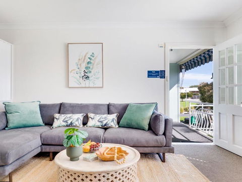 Ocean Blue Apartment Three Apartment On 2nd Level - Accommodation Port Macquarie 4