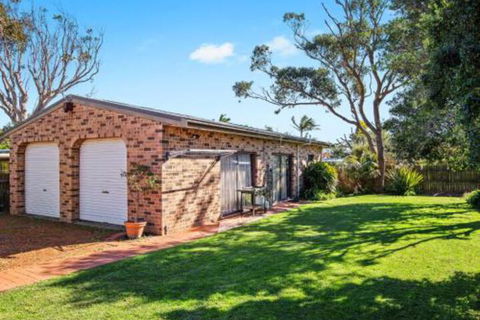 Blue Haze Air Conditioned Comfort - Accommodation Port Macquarie 5