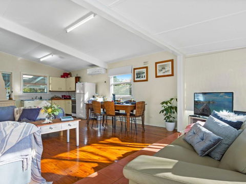 Between 2 Beaches Comfortable Private Sanctuary - Accommodation Port Macquarie 1