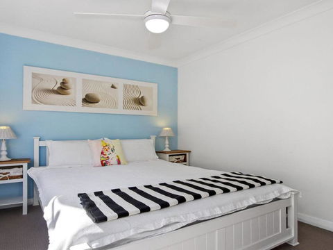 Sand Dunes House & Cabin Accommodation - Accommodation Port Macquarie 3