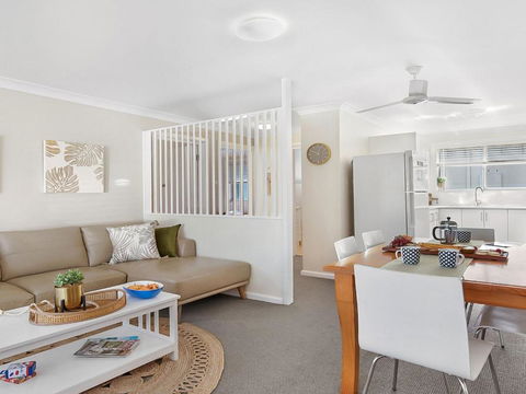 Ocean Blue Apartment Five Ground Floor Apartment - Accommodation Port Macquarie 6