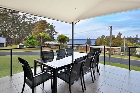 Panorama At The Lake Pet Friendly 15 Mins To Hyams Beach - Accommodation Port Macquarie 1