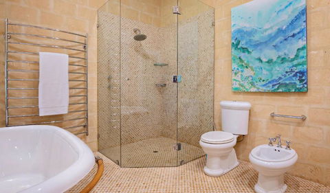 Cherubino Wines Guest Houses - Accommodation Port Macquarie 1