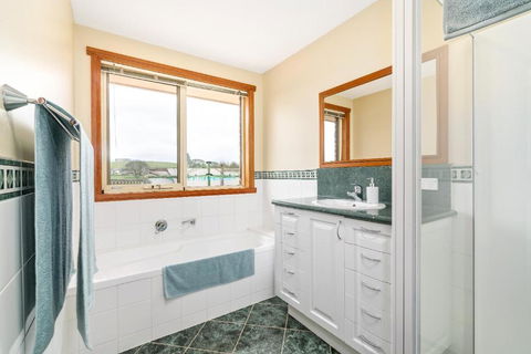 Country Meets Town - Accommodation Port Macquarie 6